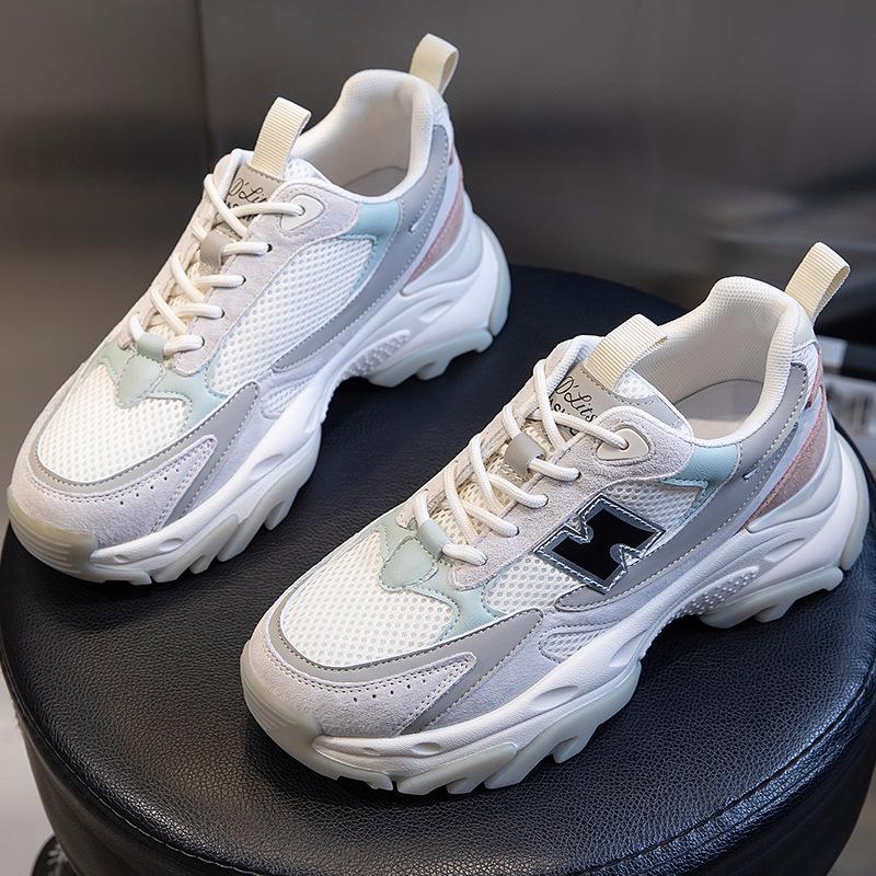 Suction Sole Shoes Children 2025 New Spring Casual Fashion Sports Running Shoes Thick Sole Heightening Leather