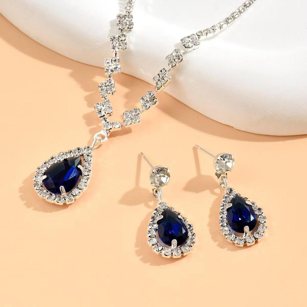 Elegant Zircon Teardrop Pendant Necklace & Earrings Set for Ladies