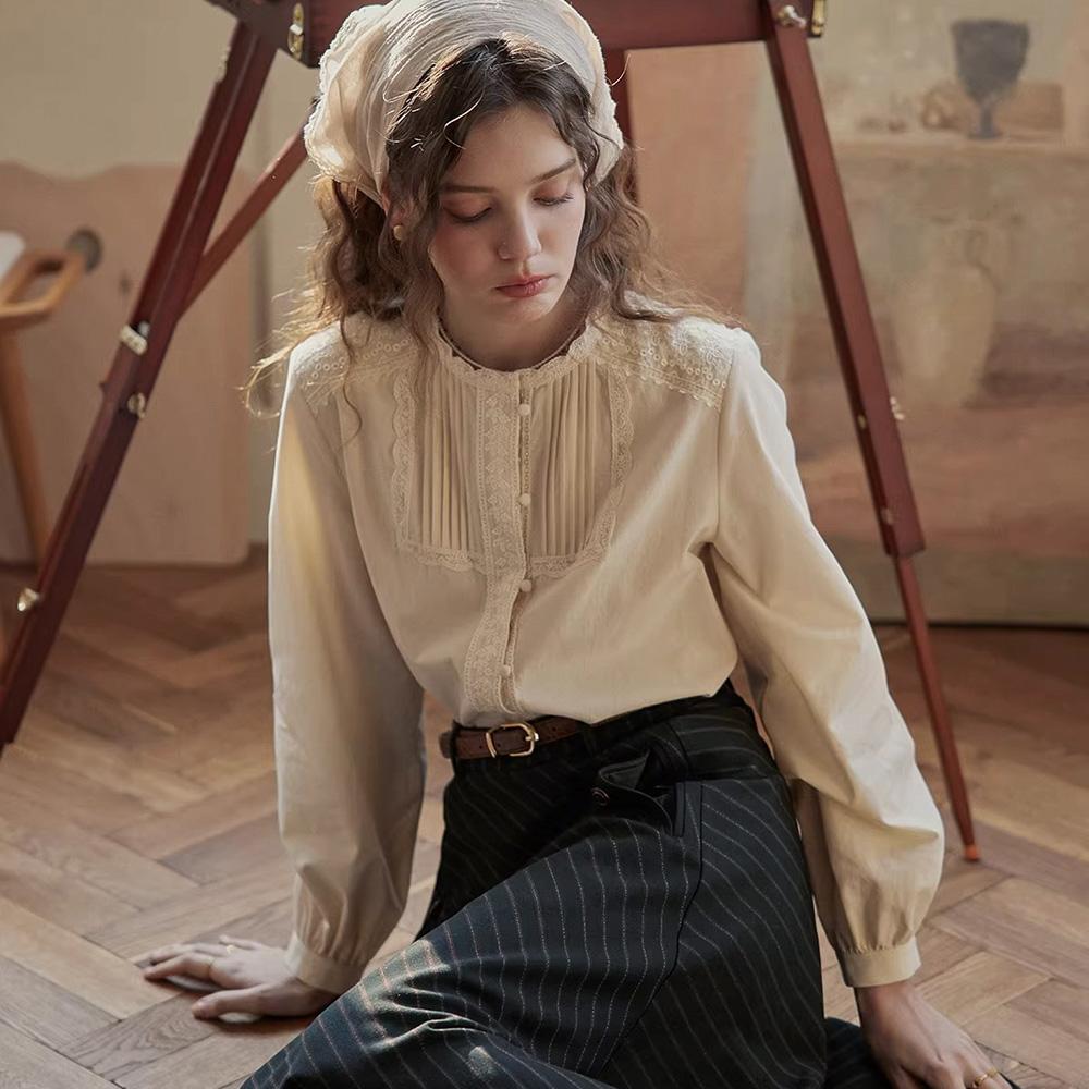 Peulaudeumali Pm_Lace Dot Button Blouse