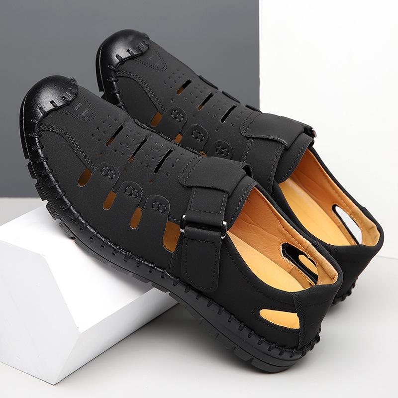 Sandals for Men High Quality Leather Sandals Summer Breathable Hollow Sandal Fashion Business Casual Sandals for Men Beach Shoes