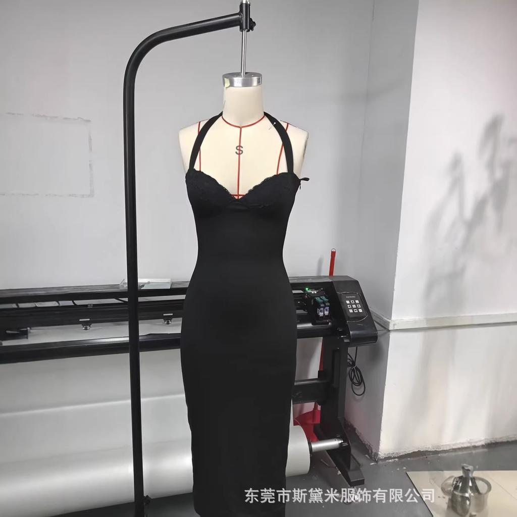SDM110 Temperament Black Tube Top Hanging Neck Tight Hip Dress Spice Girl Vacation Dress