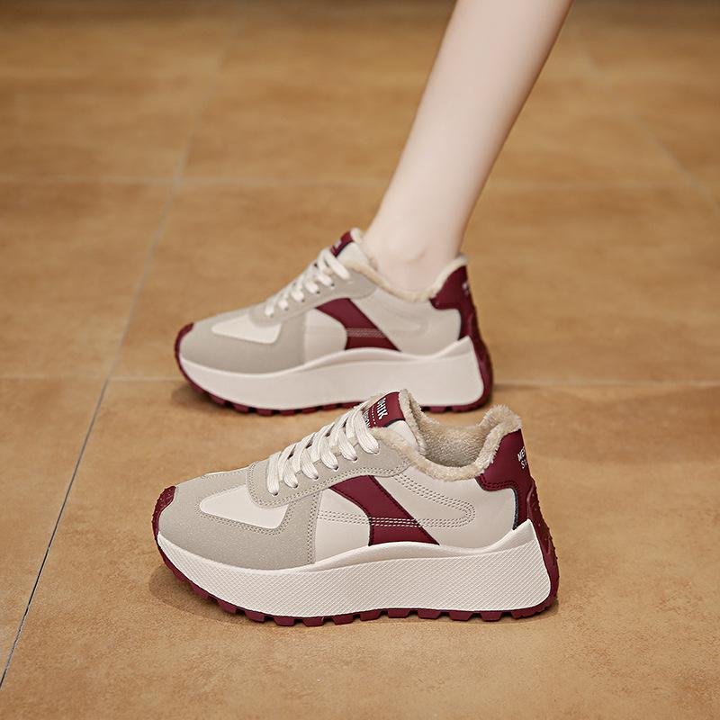 

New versatile casual shoes 2025 autumn and winter platform women s shoes board shoes heightening casual splicing leather sports shoes student 35