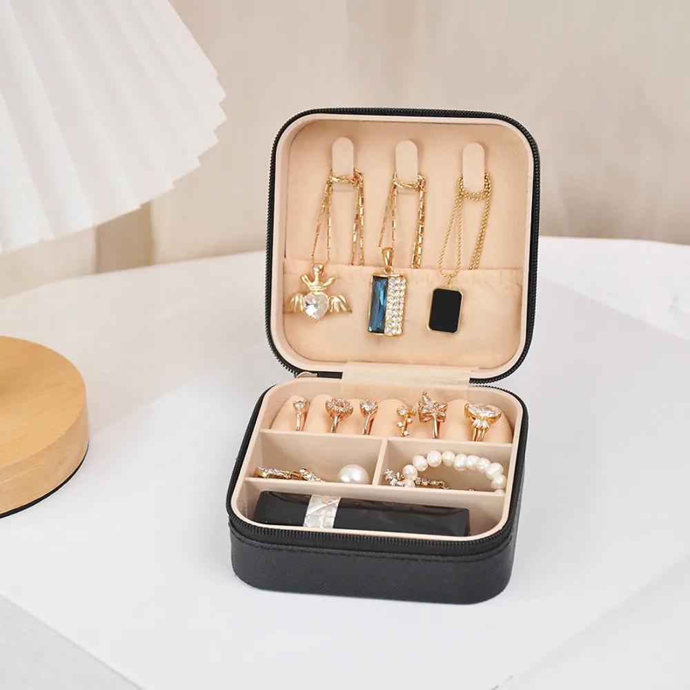 

Portable Jewelry Box Mini Travel Organizer Leather Storage Box for Earring Necklace Ring Display Case Accessories