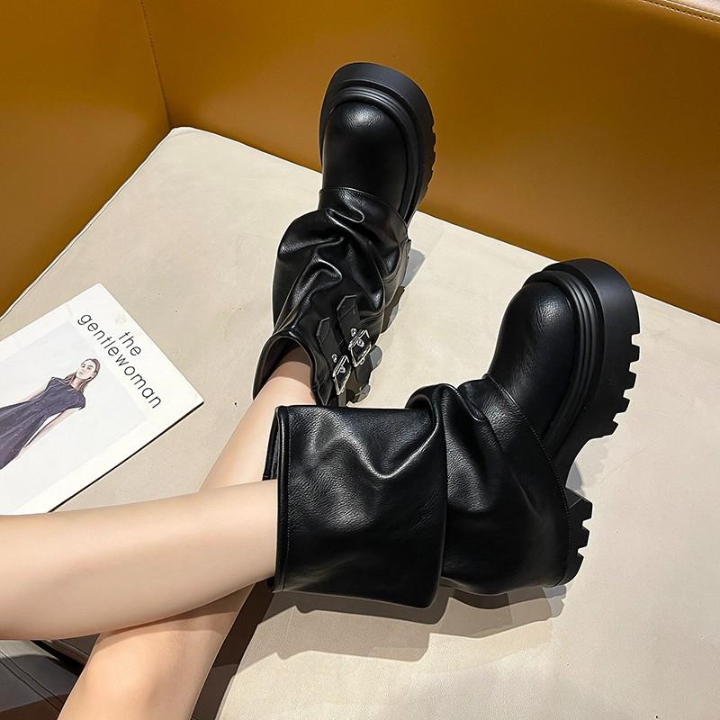 Popular niche retro British style versatile platform short boots women's 2025 autumn and winter new thin black locomotive boots