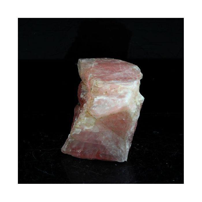 Pierres et Minéraux. Fluorite Rose. 80.0 ct. Talèfre, Massif du Mont-Blanc, France.