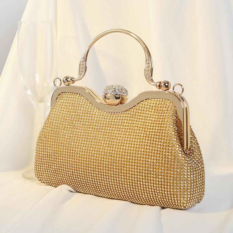 Glamouröse Muschelförmige Handtasche mit Strasssteinen und Satinfutter für festliche Anlässe und den täglichen Gebrauch