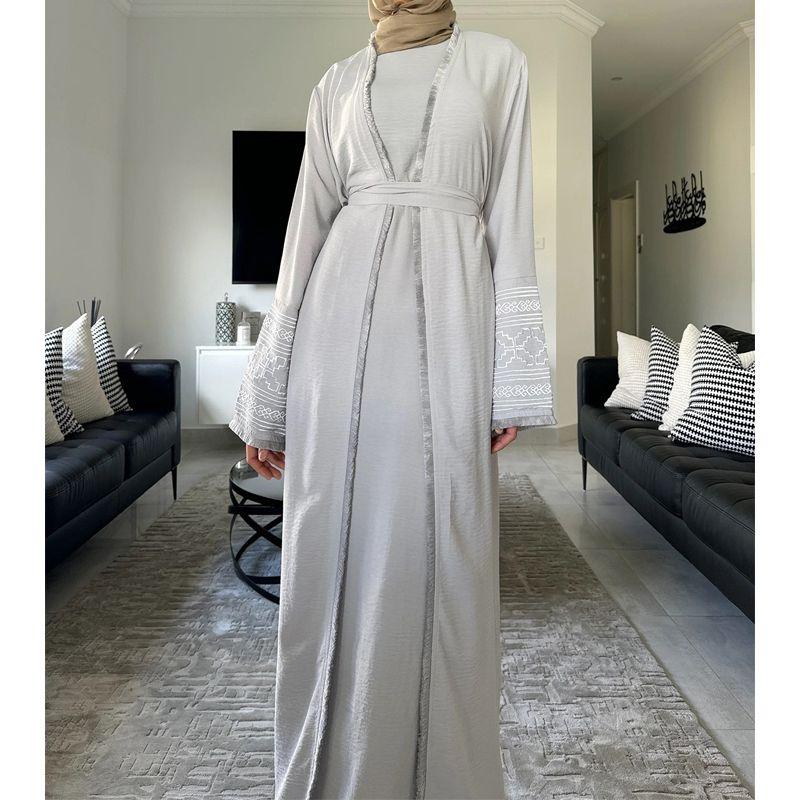 2025 Middle East Indonesia Boutique Embroider Fashion Tassel Cuff Pure Color Cardigan Dubai Arab Robe Dress
