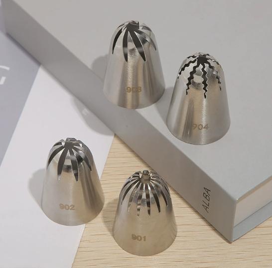 

Cookie Butter Cake Piping Tips One Size