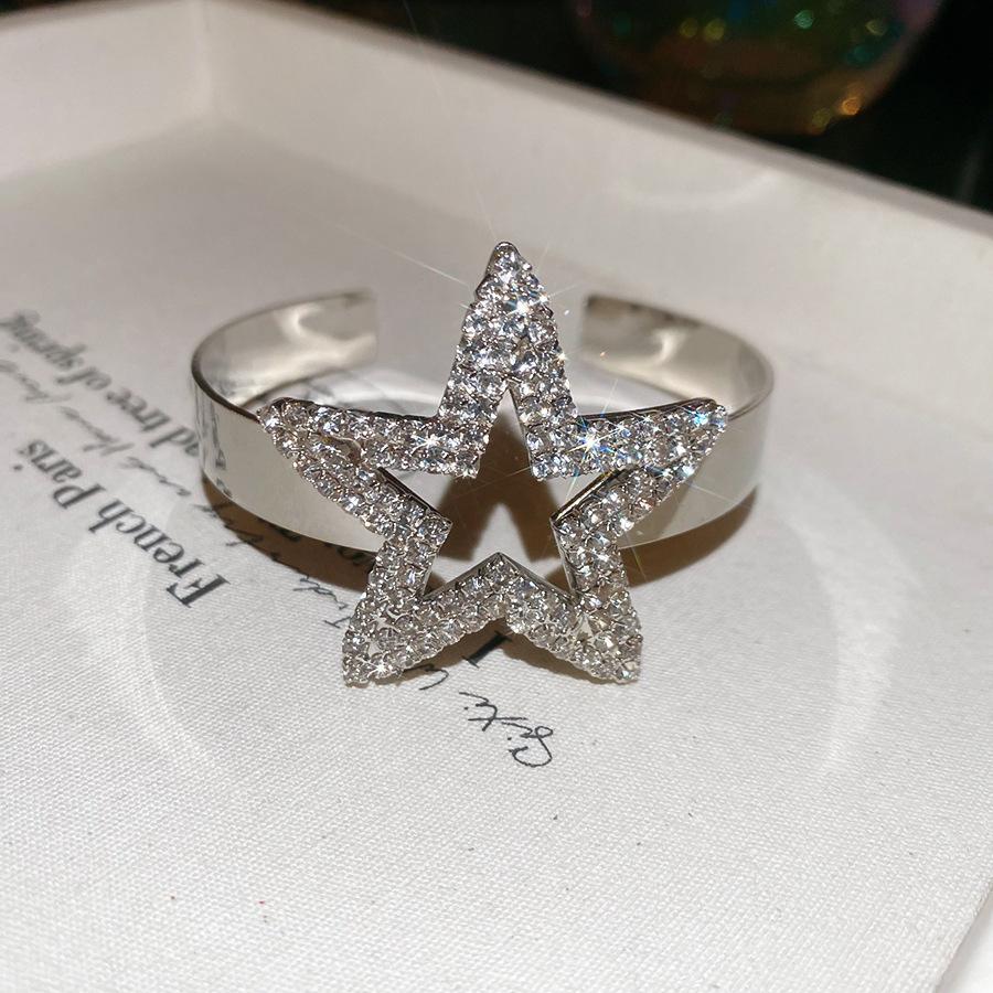 European and American diamond-encrusted flower hollow bracelet light luxury bracelet exquisite jewelry