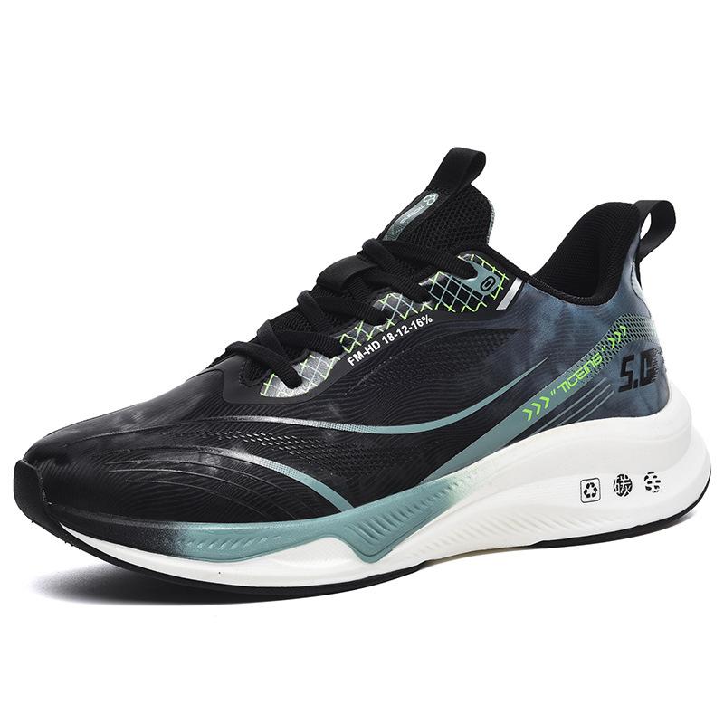 Extra large size leather surface autumn and winter sports shoes men's carbon board cushioning running shoes student body test shoes trendy men's shoes