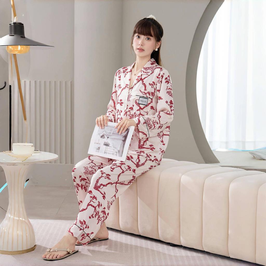 Girls' Ice Silk Pajama Set, Casual & Breathable, Two-Piece for Spring/Summer—Ideal for Home or Outdoors.