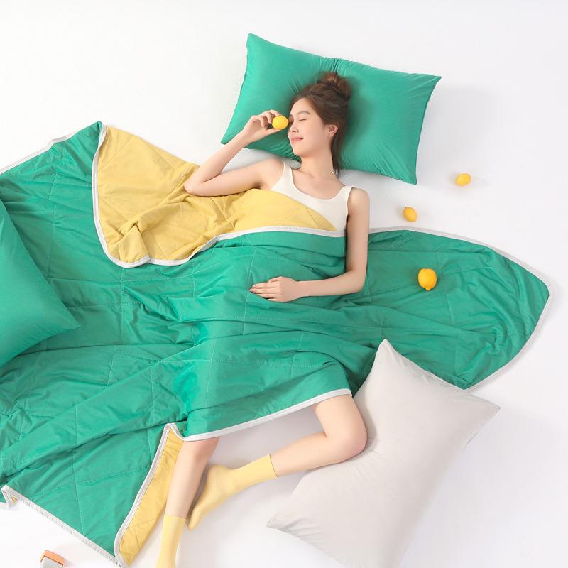 Antibakterielle, leichte, hautfarbene Steppdecke der Klasse A, sommerkühle Steppdecke für Klimaanlagen, sofort kühle, seidig waschbare Melonen-Steppdecke