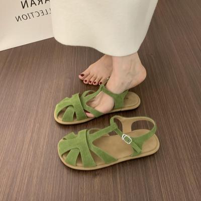 Französische flache Mori Leder gewebte Baotou Sandalen Damen Sommer 2025 neue Mode lässige Strand Römerschuhe