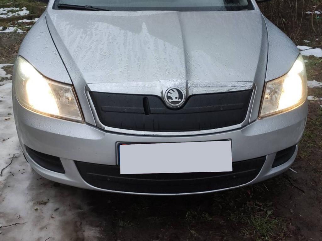

Зимова накладка на решітку (верхня) Матова для Skoda Octavia II A5 2010-2013 рр.