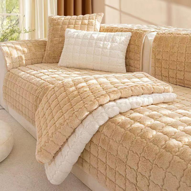Verdicktes Plüsch-Winter-Sofakissen im Winter, einfaches, modernes Kissen, rutschfestes Sofabezug, Kapuzentuch