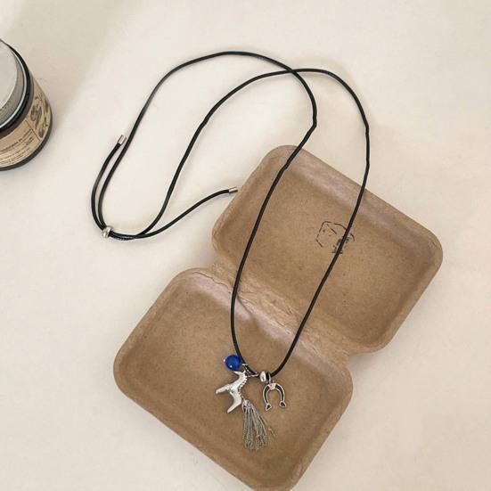 Collier Pendentif Cheval en Alliage Yousheng Léger Hypoallergénique Homme Femme Collier Pull Bijoux de Mode Accessoires Cadeau de Noël Anniversaire