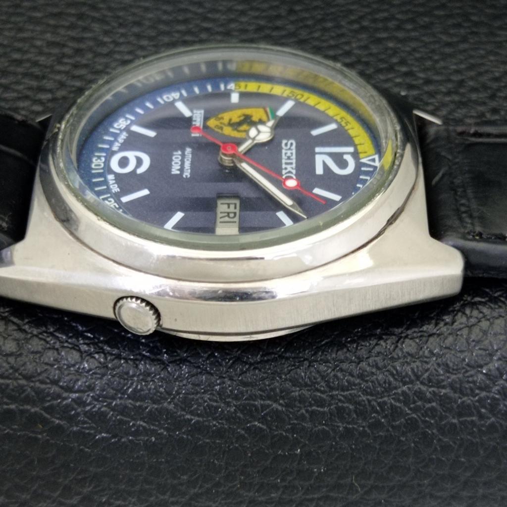 JAPAN VINTAGE SEIKO AUTOMATIC 7009A MENS FERRARI DIAL WATCH a700428-5