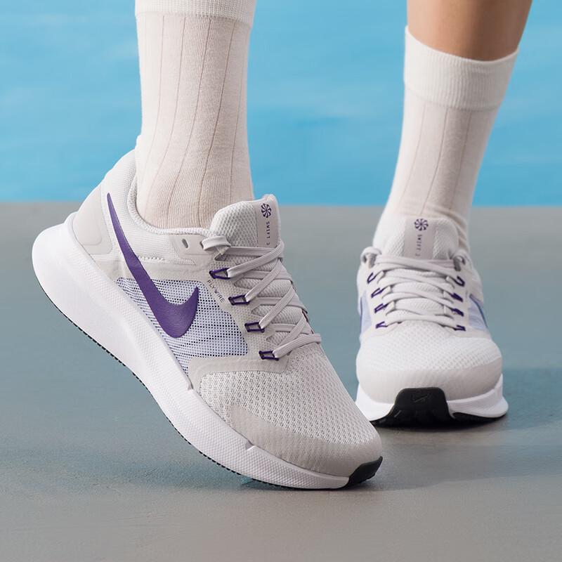 Nike Women s 7/24 Running & Casual Shoes DR2698-014 US 6