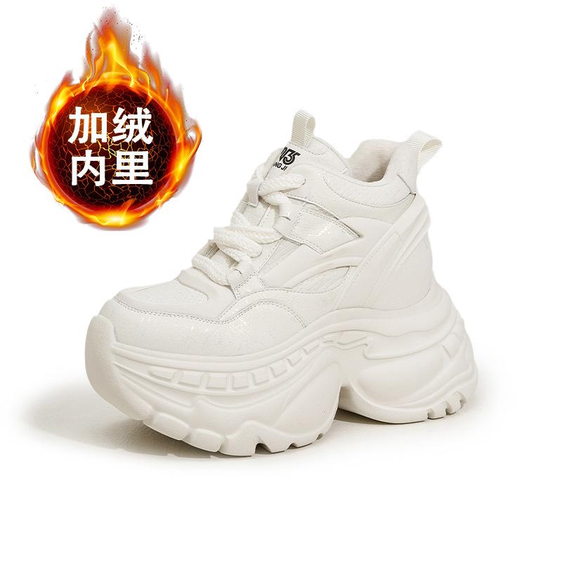 

Платформенные кроссовки «папины кроссовки» 2025 осень и зима новая легкая бархатная теплая внутренняя высота увеличение женская обувь универсальная повседневная высокая хлопковая обувь 39