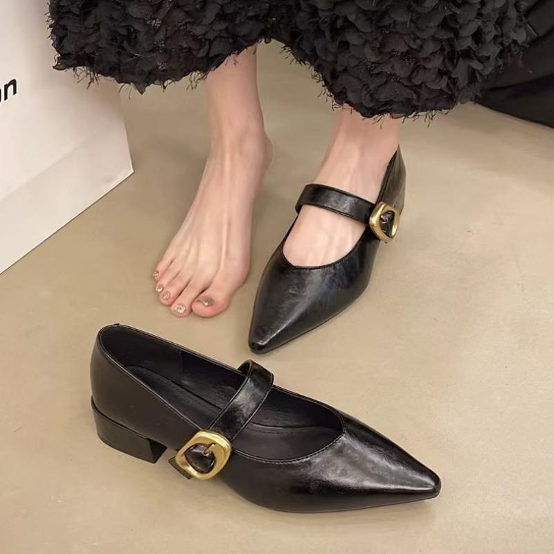 New soft soled low heeled women's shoes with pointed tips thick heels solid color simple comfortable single shoes
