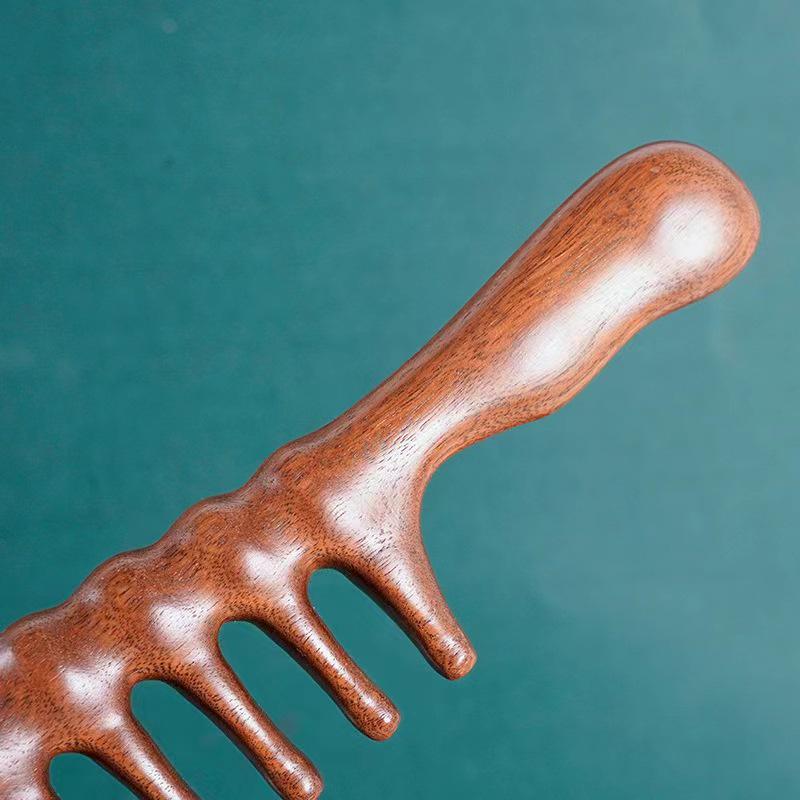 Sandalwood Wide-Tooth Comb for Thick, Curly Hair - Scalp Massage & Meridian Care