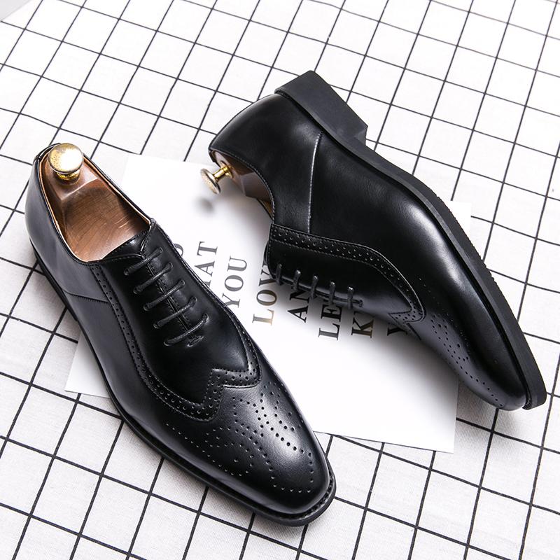 Fashion Men's Oxford Pointeds Business Dress Brogue Designer Carved Shoes For Men Loafers Outdoor Flat Male Wedding Shoes 38~46