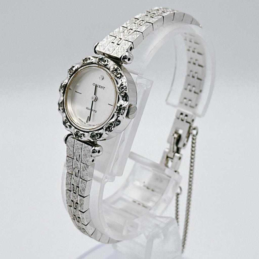 Used Good Condition [operating/battery Replaced] ORIENT Bracelet Watch Bangle Silver Stone