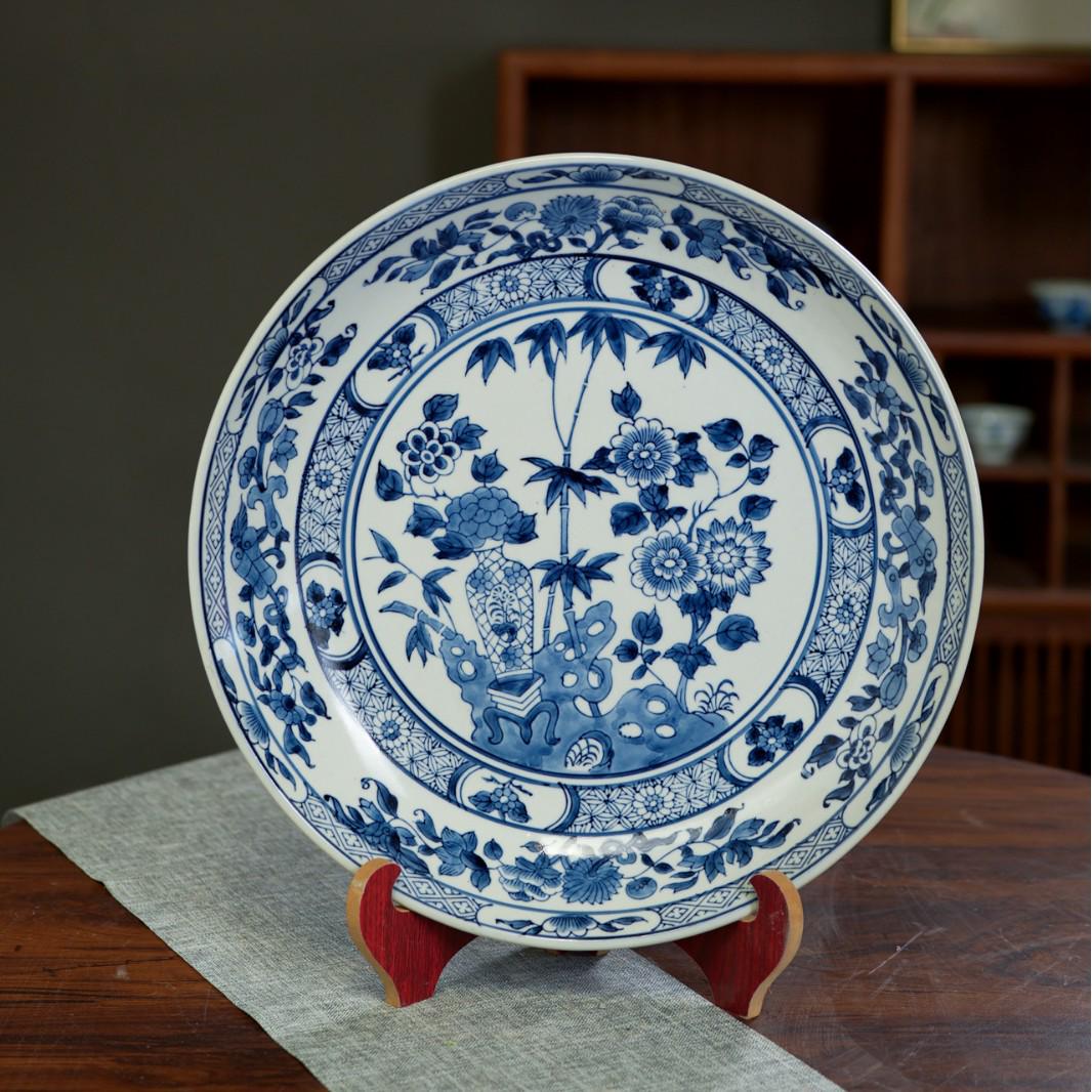 

Blue and White Linglong Deep Ceramic Plate - High-End Retro Tea Tray Dish for Home Use