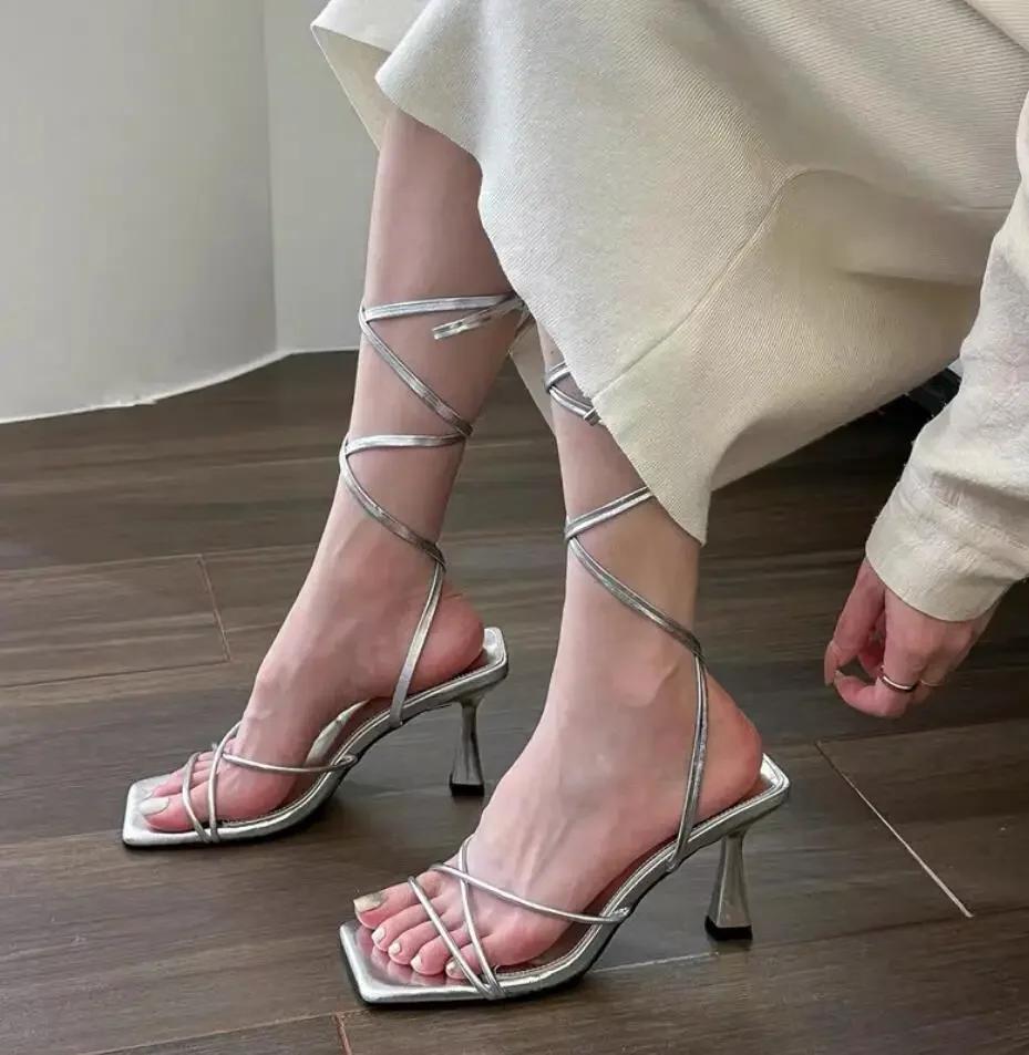 2025 Women's Summer Cross Strap Designer Party High Heel Shoes Stiletto Sandals Daily Office Fashion Womens Thin Heels Sandals