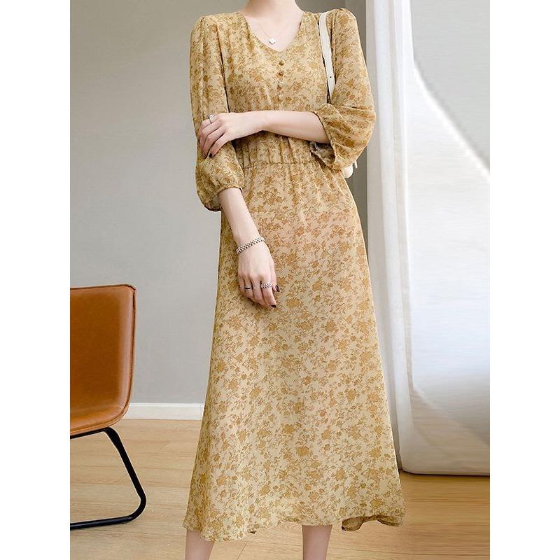 Acetic Acid Satin V-neck Dress for Women Summer New Versatile Floral Midi Skirt High-end Light Luxury Long-cut Skirt Three-quarter Sleeves