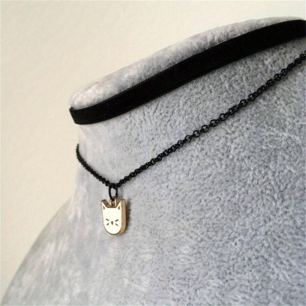 Cute Cat Pendant Necklace Minimalist Design Black Velvet Chain Fashionable Jewelry For Cat Lovers