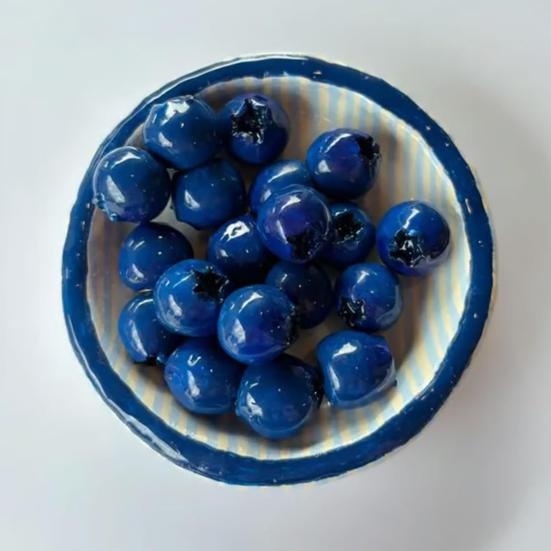 6Pcs 3D Blueberry Fridge Magnet DIY Home Office Kitchen Locker Fridge Resin Mini Berry Fruit Magnetic Decoration Ornament