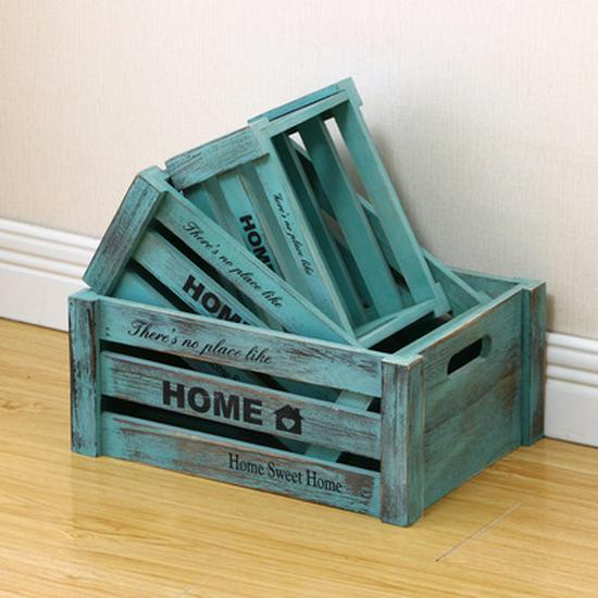 Vintage Weathered Wooden Slat Display Box for Decorative Props and Weddings