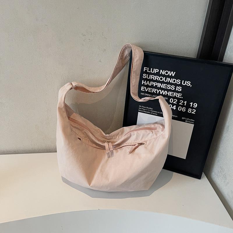 Crossbody Bag Lightweight Nylon Dumpling Bag Women's Versatile Large-capacity Class Bag Casual Simple Fashion Shoulder Bag
