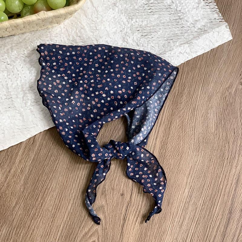 Triangle scarf scarf women's small scarf summer new breathable versatile headscarf summer pastoral headband tied hair streamer tied bag strap