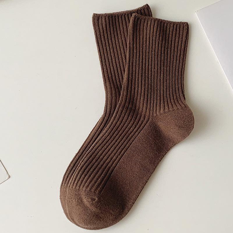 Women's Japanese Style Mid-Calf Knitted Scrunch Socks - Preppy Solid Color, Seamless, Trendy Design