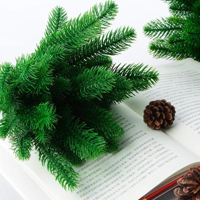 50 Pcs Artificial Branches Christmas Green Plants Needles DIY Cedar Picks And Sprays Accessories For Christmas Garland Wreath Craft And Home Decor
