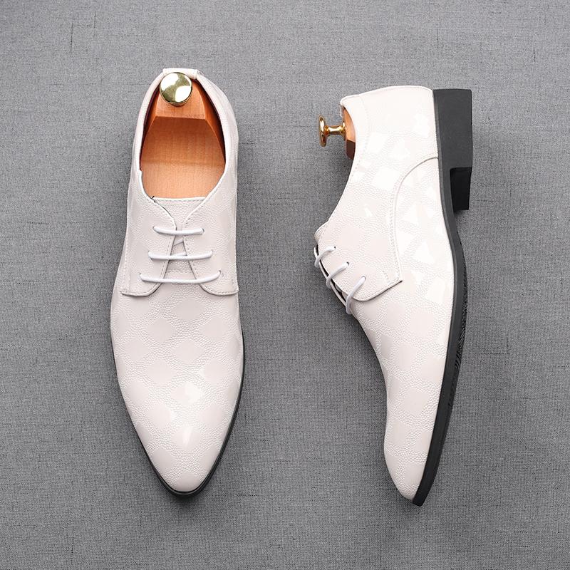 Fashion Luxury Designer Men Charm Pointed Toe Lace Up Casual Shoes Male Flats Homecoming Wedding Dress Prom Zapatillas Hombre