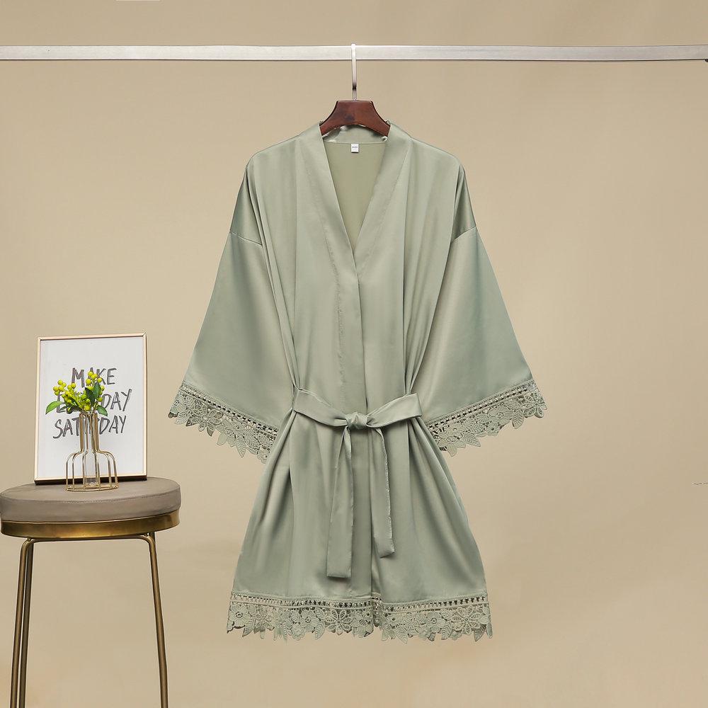 15 Koronkowych Szlafroków: Poranne, Ślubne i Druhen Satynowe Koszule Nocne z Matowym Wykończeniem
