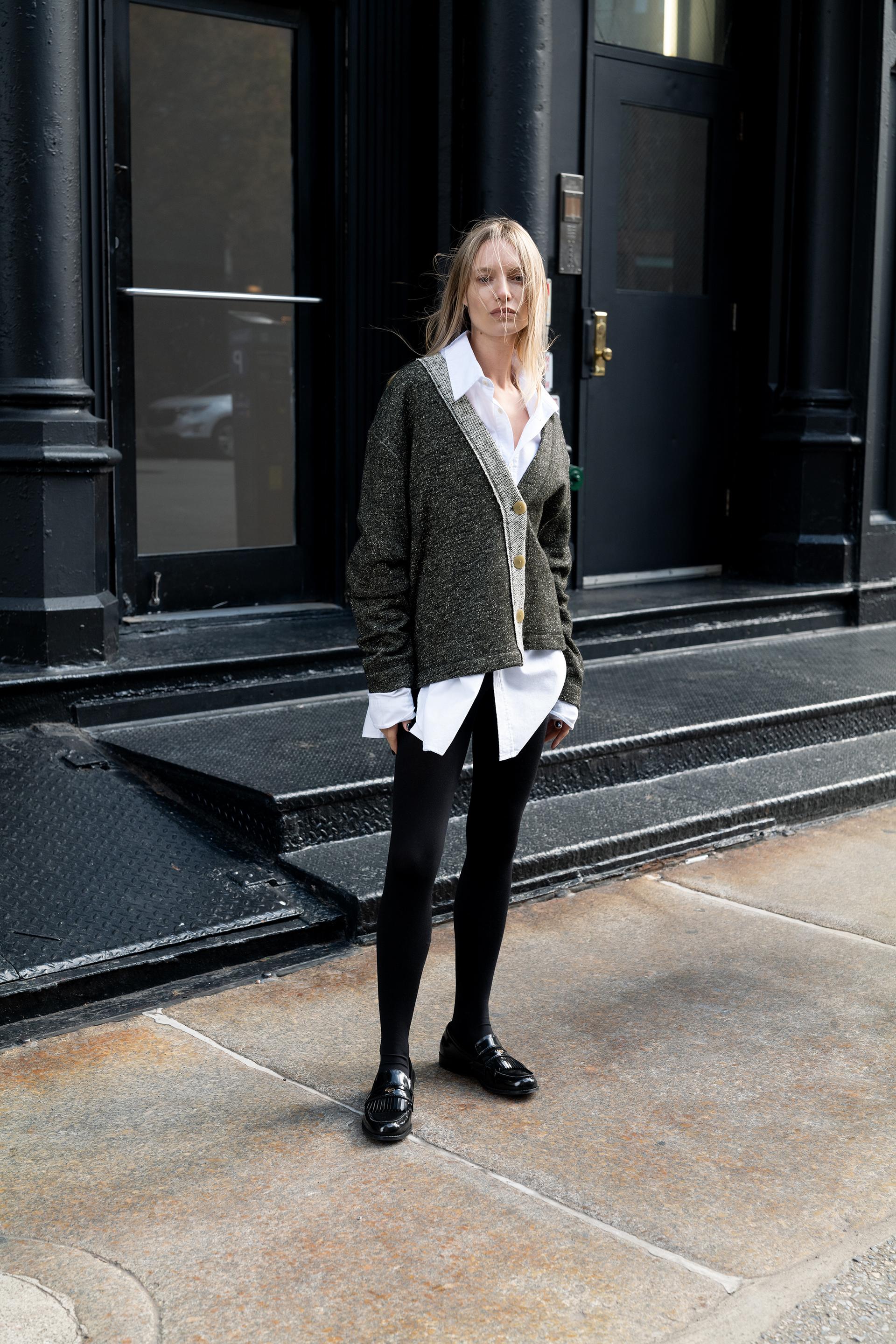 

КАРДИГАН С КОНТРАСТНЫМИ ПУГОВИЦАМИ