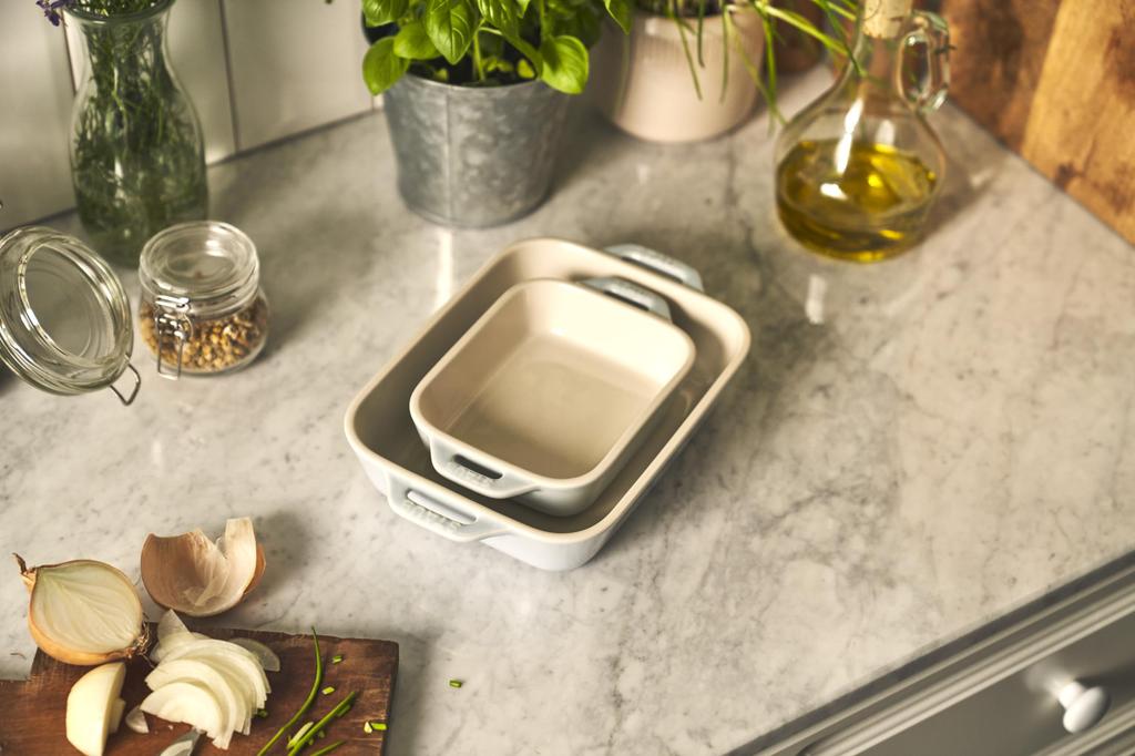 Staub Dish X 11 Cm 20 X 16 Macaron Ceramic Gratin Oven and Microwave Safe Japanese Dish "Rectangular (14 / Cm) 2-piece Set, Blue" Set, Dish, [Official