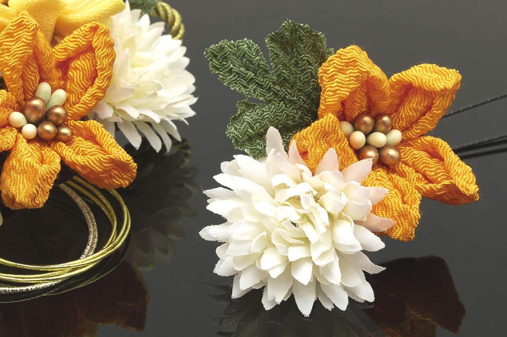 SOUBIEN Hair Ornament for Graduation and Ping Pong Made in Japan Coming-of-Age Ceremonies, 2-Piece Tsumami-Zaiku Set, Yellow, Chrysanthemum, Mums,
