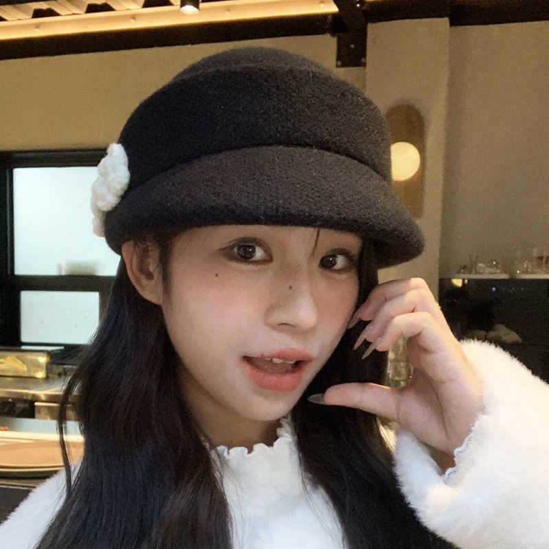 Korean Versatile Flower Beret Autumn and Winter New Windproof and Warm Hat for Women Outdoor Leisure Equestrian Hat Newspaper Boy Hat