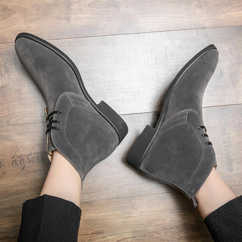 Fashion Golden Sapling Chelsea Boots Men's Retro Leather Shoes Casual Business Party Boot Men Leisure Formal Footwear Chaussures Hommes