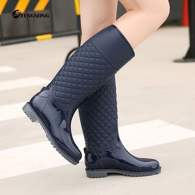 Modische Damen-Regenschuhe Herbst und Winter Hoher Schaft Wasserschuhe Rautenkaro Regenstiefel Thermische Gummischuhe