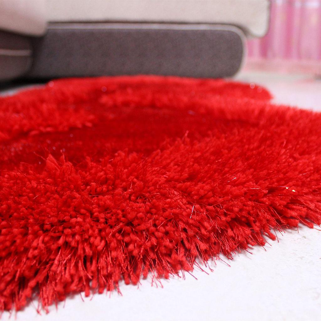 Red Heart-Shaped Non-Slip Wedding Room Floor Mat for Bedroom