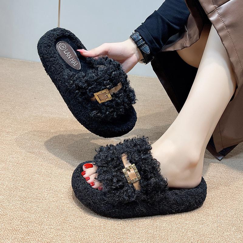 2025 autumn new muffin thick-bottomed fluffy slippers women's outer wear belt buckle one-word plush cotton slippers