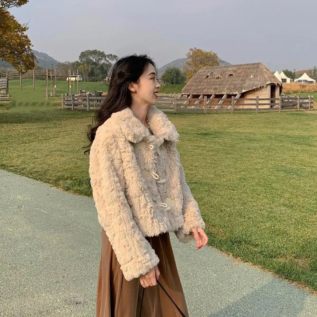 Winter new cotton thickened lamb wool coat women's short small horn buckle imitation rabbit plush fur