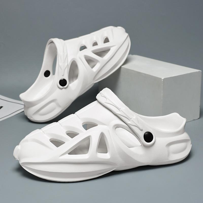 Hole Shoes Men's Summer Outer Wear Hollow Breathable Personalized Beach Shoes Soft Sole Non-slip Wear-resistant Dual-purpose Bag Head Cool Slippers