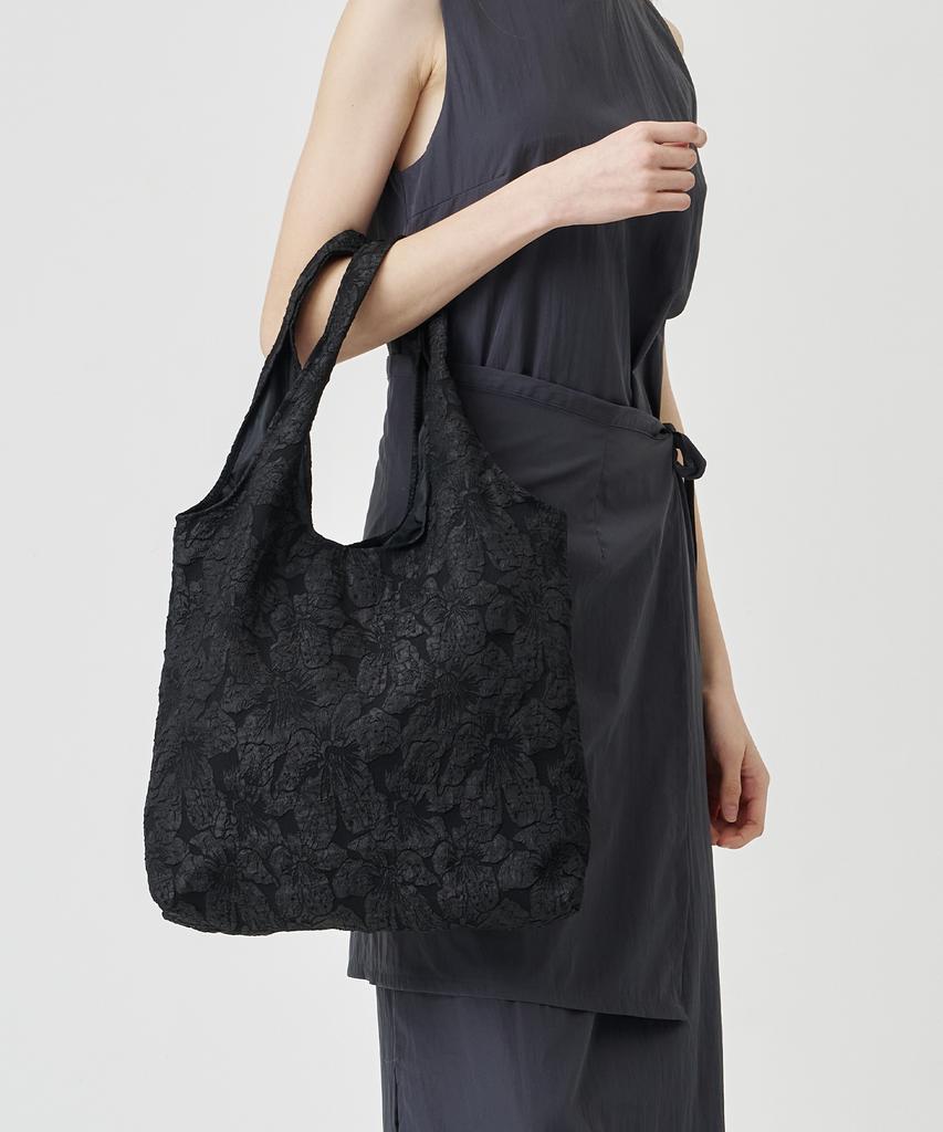 The-Abon Claw Tote Bag Black
